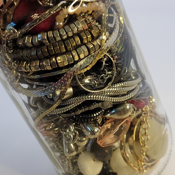 Mystery Jewelry Jar All Wearable Necklace Earrings Rings Bracelets 2.5 Pounds - Picture 6 of 13